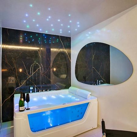 Distinto Suite & Rooms Lecce Exterior foto
