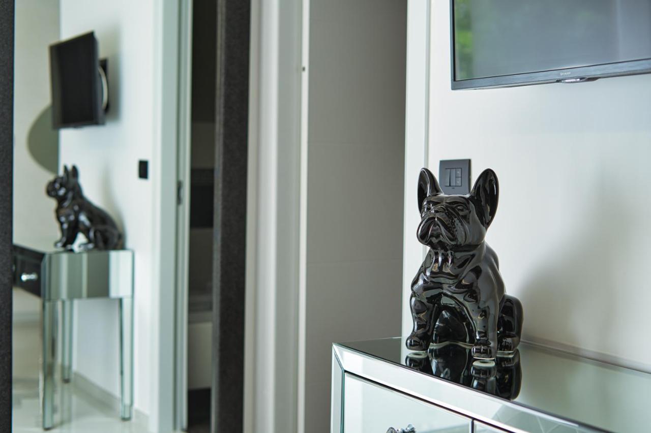 Distinto Suite & Rooms Lecce Exterior foto
