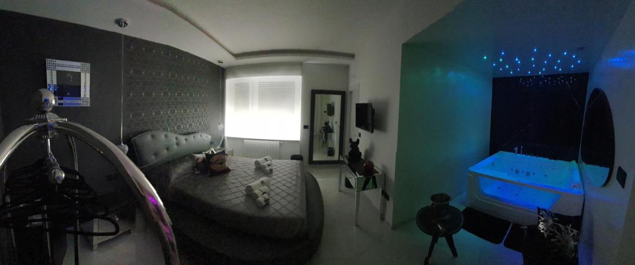 Distinto Suite & Rooms Lecce Exterior foto